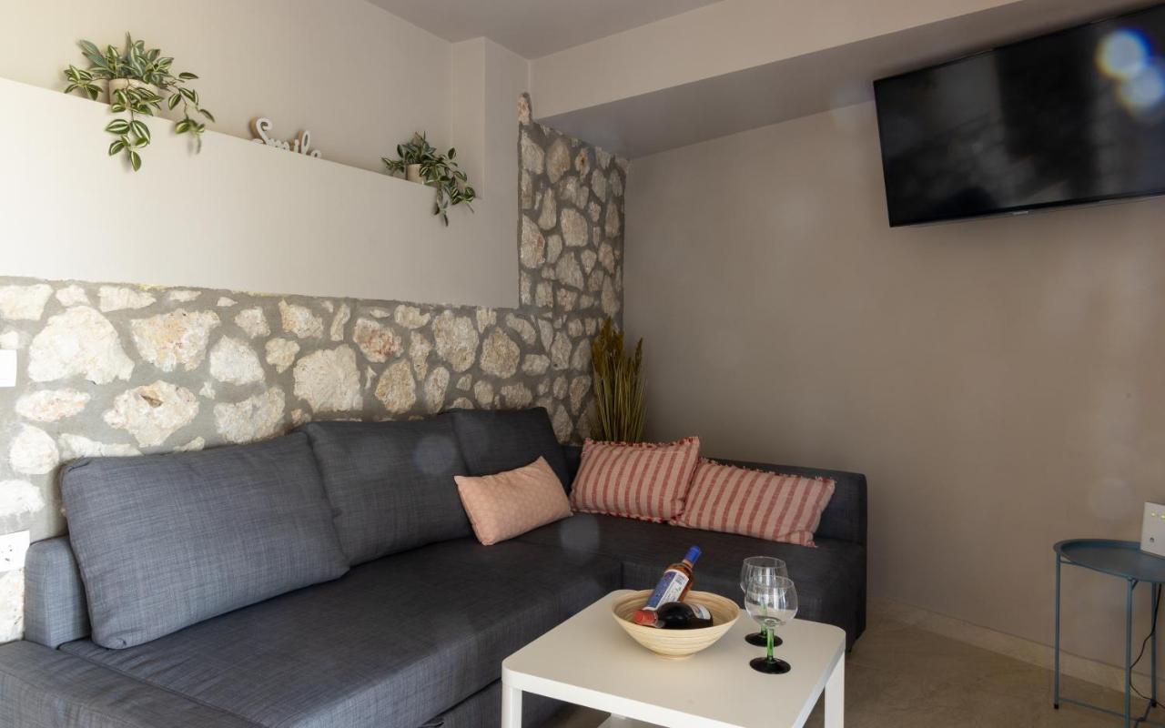 Villa Marcon Stone House Nikiana Extérieur photo